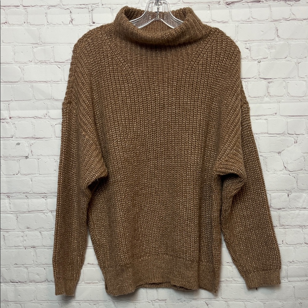 Apt 9 Tan and Gold Metallic Sweater